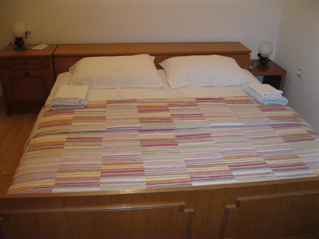 פורץ Apartments Dea חדר תמונה