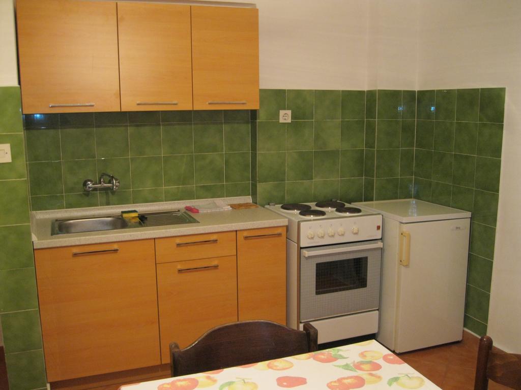פורץ Apartments Dea חדר תמונה