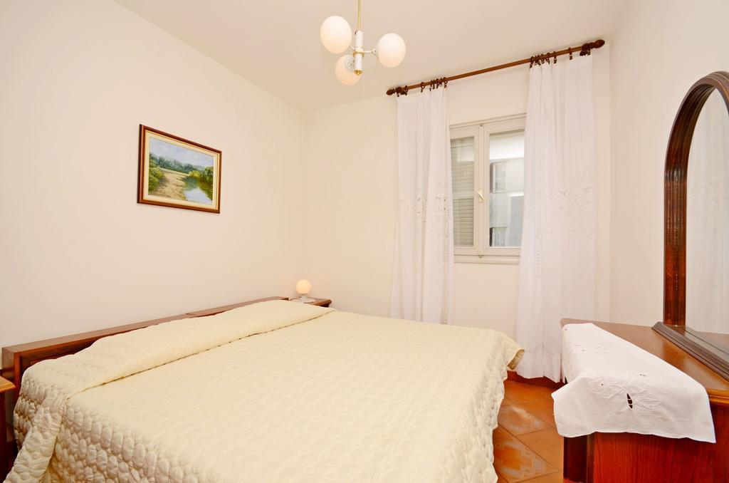 פורץ Apartments Dea מראה חיצוני תמונה